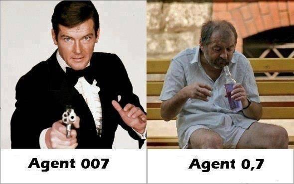 Agent 007 vs. Agent 0,7